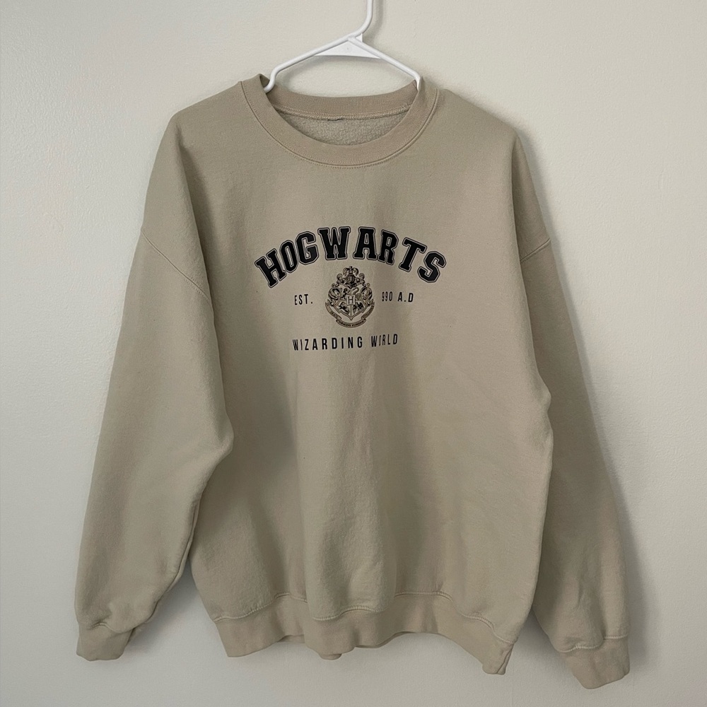 Hogwarts Screen Printed Sweatshirt - Beige